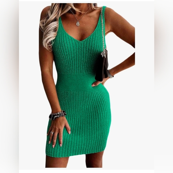 Green Sleeveless Midi Dress - Picture 3 of 3
